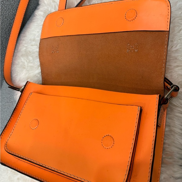 Kate Spade Leather Essex Scout Rare Orange - Picture 4 of 6